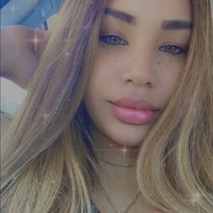 Meet your Posher, Cinthia keren